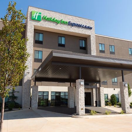 Holiday Inn Express & Suites - Kingfisher, An Ihg Hotel Exteriör bild